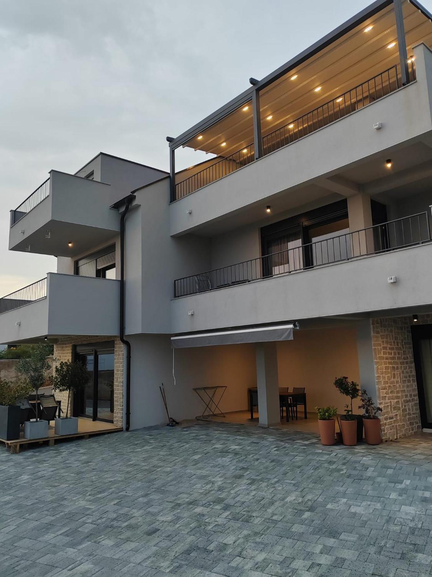 Apartments Divi Sunset View 曼德雷 外观 照片